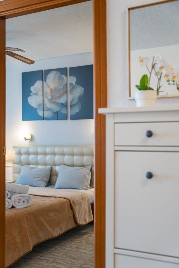 Torres Del Sol Beach Front Apartment Ph06 Los Cristianos  Εξωτερικό φωτογραφία